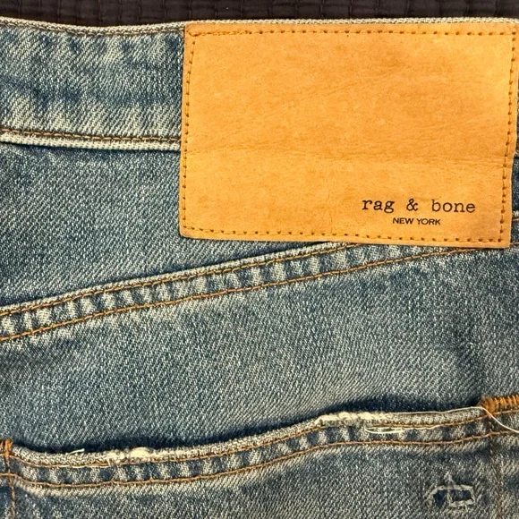 EUC Rag & Bone Maya High Rise Ankle jeans In Aquarius With Holes Size: 30 - Picture 4 of 6